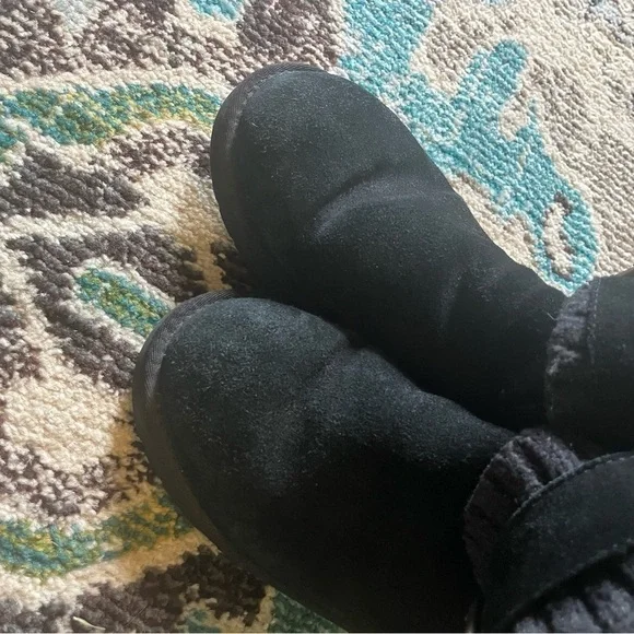 Black suede UGG sheepskin knit winter designer boots